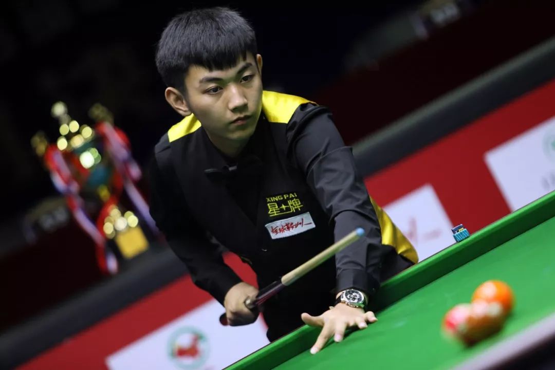 类似的高层 类似的高层