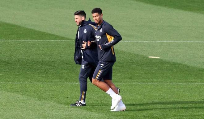 同时带动了 同时带动了