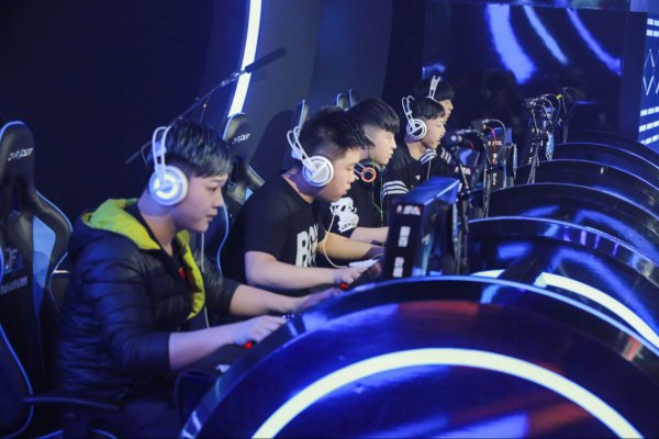 手特点灵活 手特点灵活